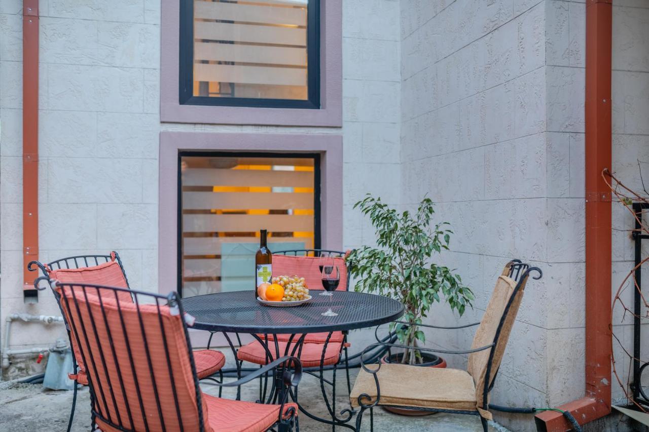 Gala Boutique Hotel Kutaisi Eksteriør billede