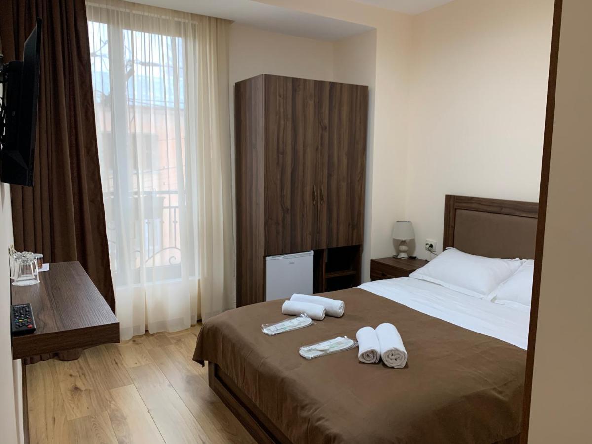 Gala Boutique Hotel Kutaisi Eksteriør billede